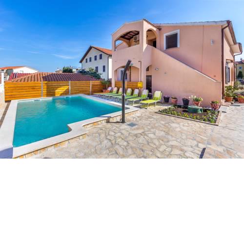 Apartments Bardak