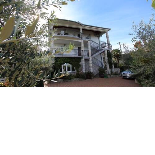 Apartments Barjaktarić