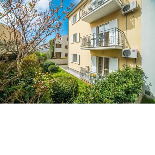 Apartments Bella