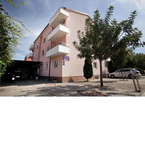 Apartments Bili