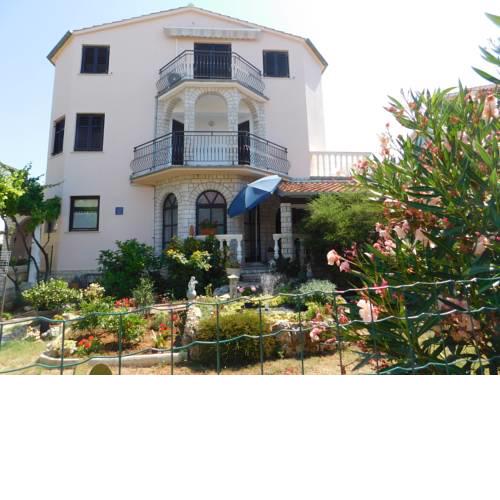 Apartments Blazevic