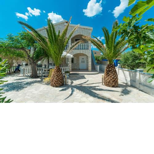 Apartments Bojana