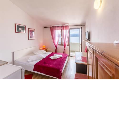 Apartments Borovina