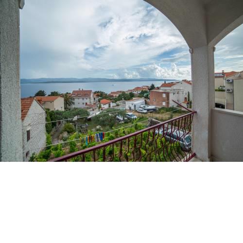 Apartments Brižić 1532