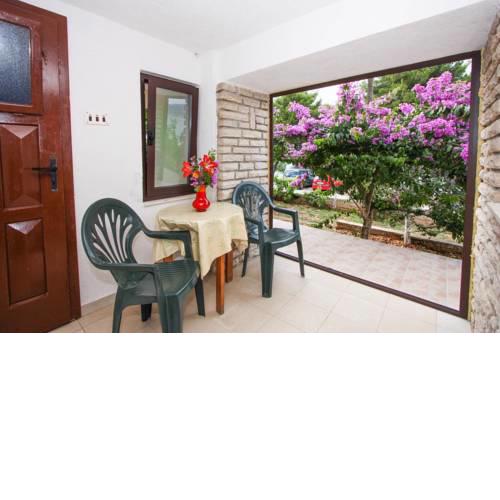 Apartments by the sea Arbanija, Ciovo - 17280