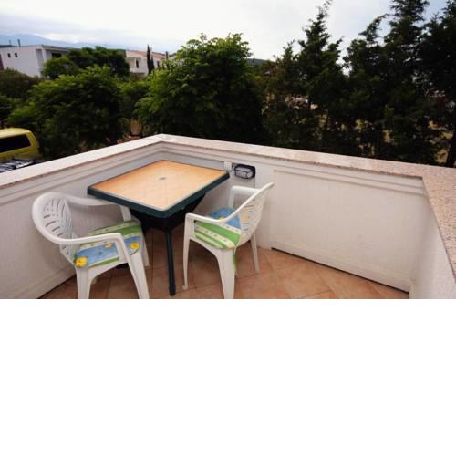 Apartments by the sea Barbat, Rab - 4993
