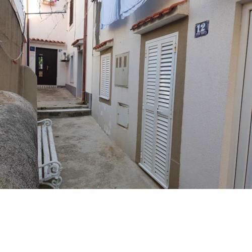 Apartments by the sea Baska (Krk) - 15639