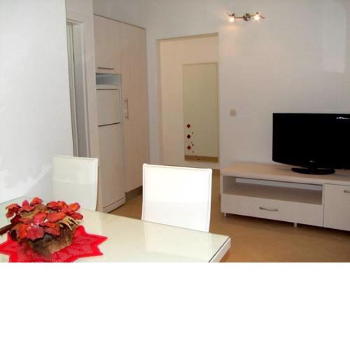 Apartments by the sea Baska Voda, Makarska - 12914
