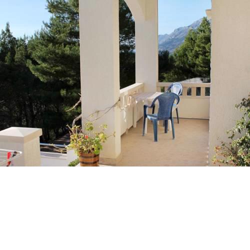Apartments by the sea Brela, Makarska - 6006