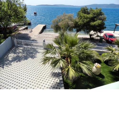 Apartments by the sea Brodarica, Sibenik - 4195