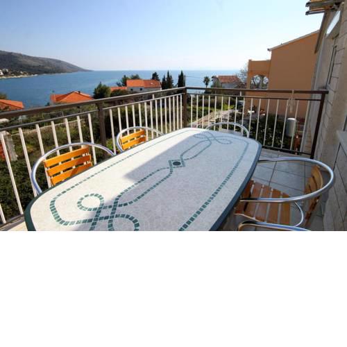 Apartments by the sea Businci, Ciovo - 9450