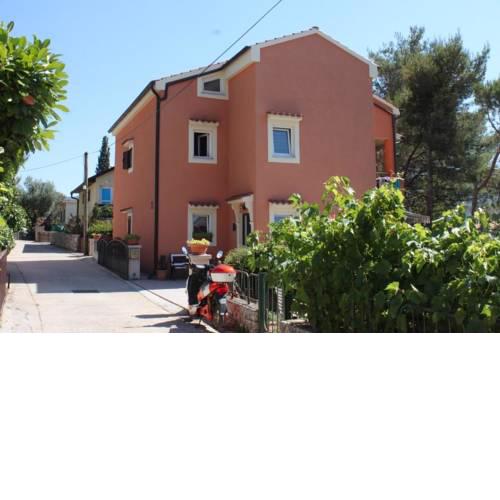 Apartments by the sea Cres - 8095