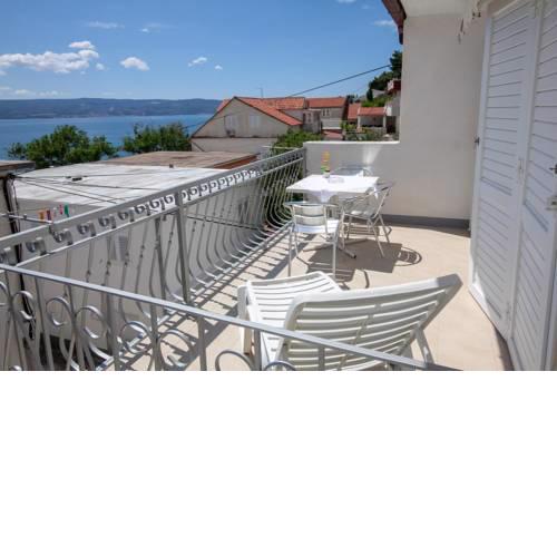 Apartments by the sea Duce, Omis - 2992