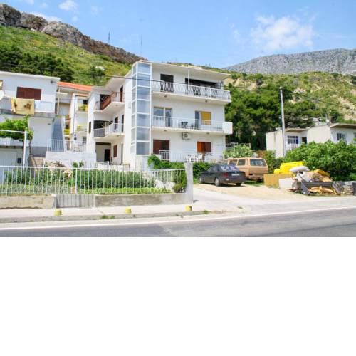 Apartments by the sea Duce, Omis - 4804