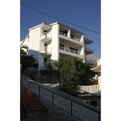 Apartments by the sea Duce, Omis - 945