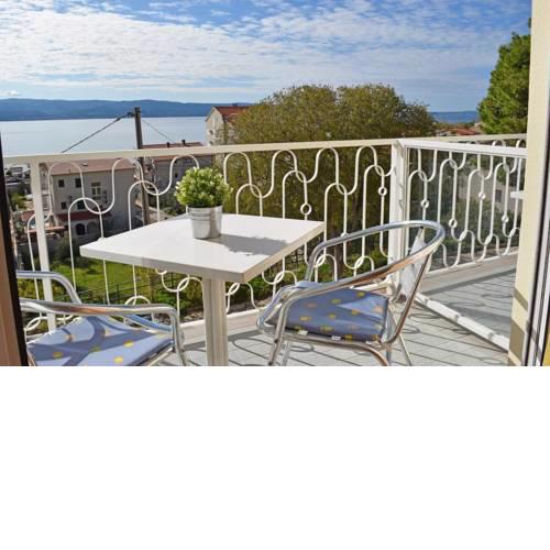 Apartments by the sea Duce, Omis - 946