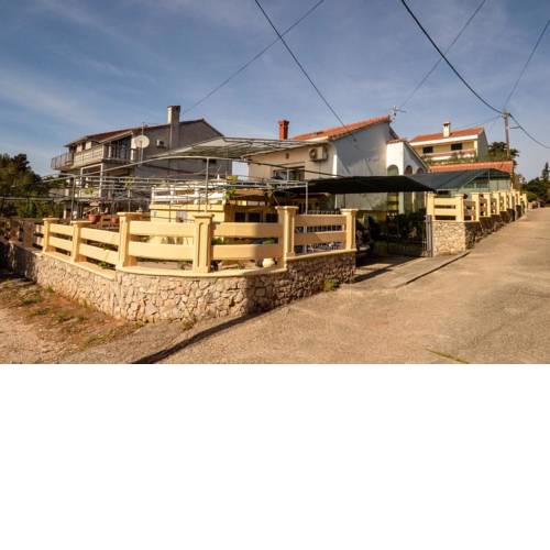 Apartments by the sea Guduce, Ugljan - 13274