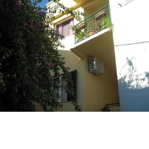 Apartments by the sea Igrane, Makarska - 17311