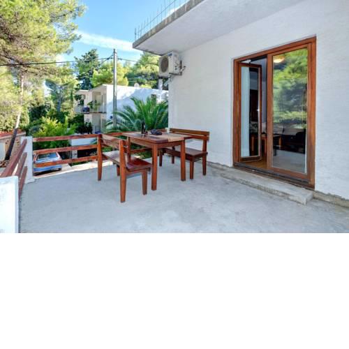 Apartments by the sea Jelsa, Hvar - 12052