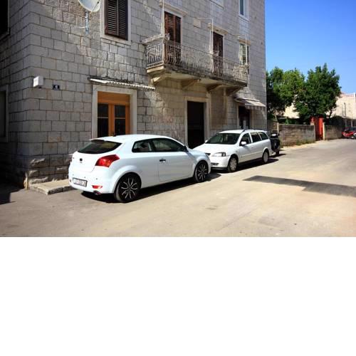 Apartments by the sea Kastel Stafilic, Kastela - 10264