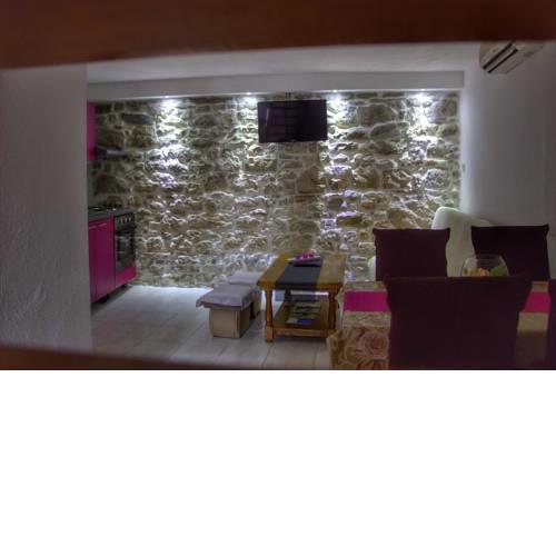 Apartments by the sea Kastel Stafilic, Kastela - 15110