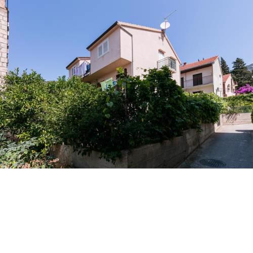 Apartments by the sea Komiza, Vis - 2447