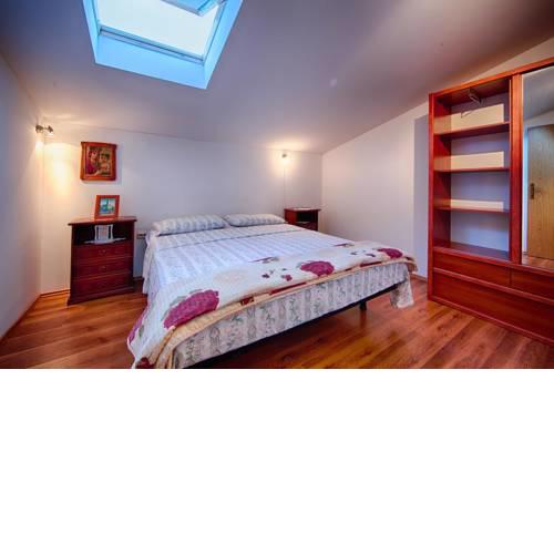 Apartments by the sea Komiza, Vis - 2450