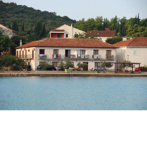 Apartments by the sea Loviste, Peljesac - 3159