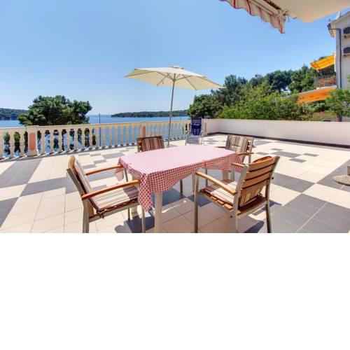 Apartments by the sea Mali Losinj (Losinj) - 2489