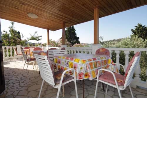 Apartments by the sea Mali Losinj (Losinj) - 2496