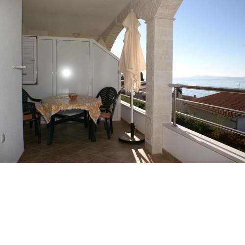 Apartments by the sea Mavarstica, Ciovo - 4292