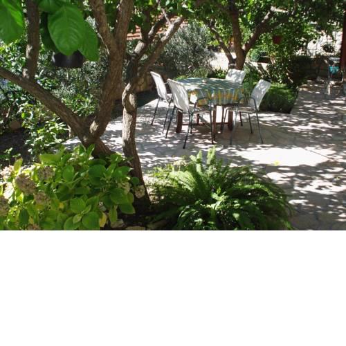 Apartments by the sea Milna, Brac - 735
