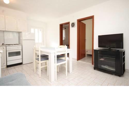 Apartments by the sea Milna, Vis - 8895