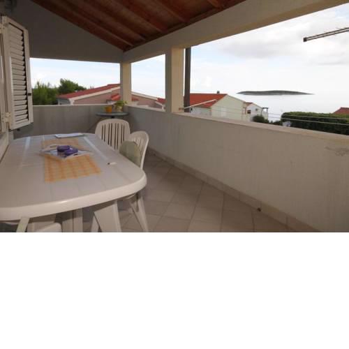 Apartments by the sea Milna, Vis - 8896