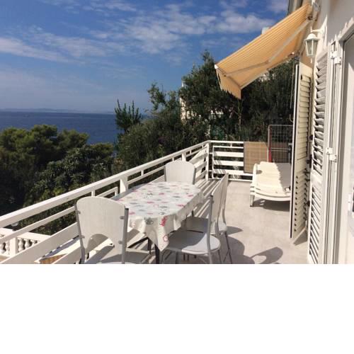 Apartments by the sea Murter - 5125