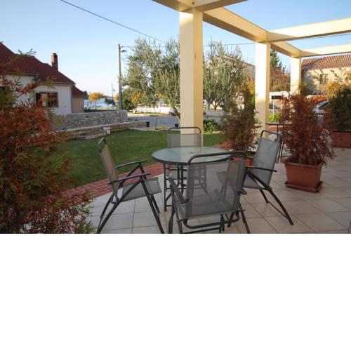 Apartments by the sea Nin, Zadar - 5666