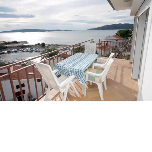 Apartments by the sea Okrug Donji, Ciovo - 4842