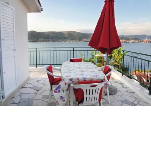 Apartments by the sea Okrug Donji, Ciovo - 5993