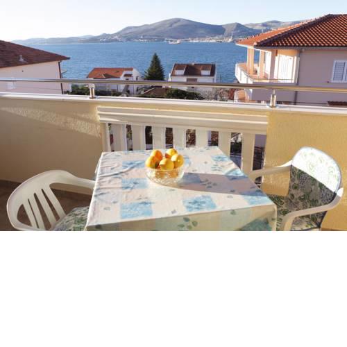 Apartments by the sea Okrug Gornji, Ciovo - 15851
