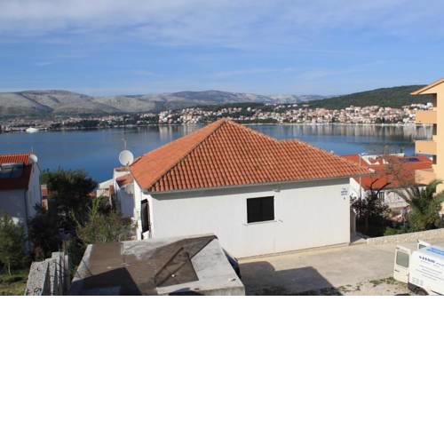 Apartments by the sea Okrug Gornji, Ciovo - 8663