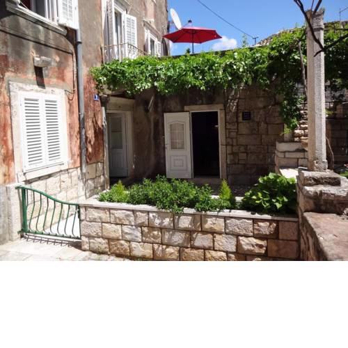 Apartments by the sea Orebic, Peljesac - 17284