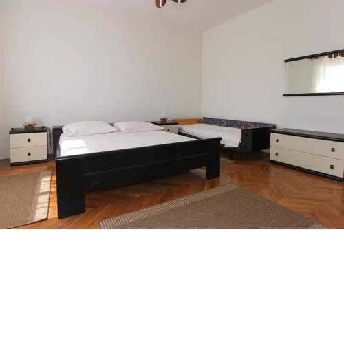 Apartments by the sea Pag - 11400