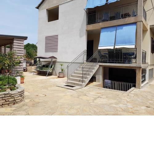 Apartments by the sea Pakostane, Biograd - 18020