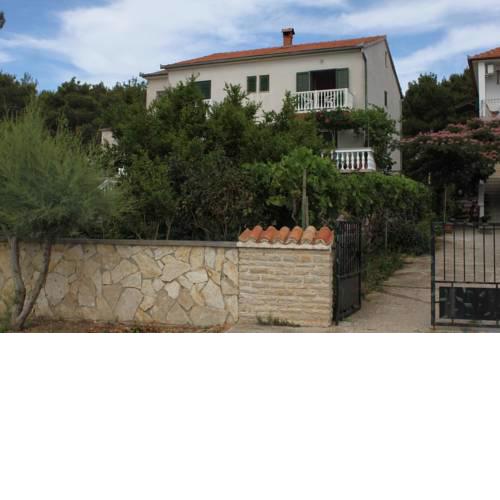 Apartments by the sea Pasman - 8219