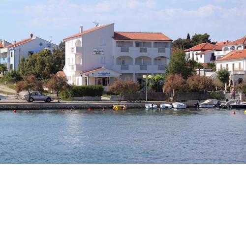 Apartments by the sea Petrcane, Zadar - 6269