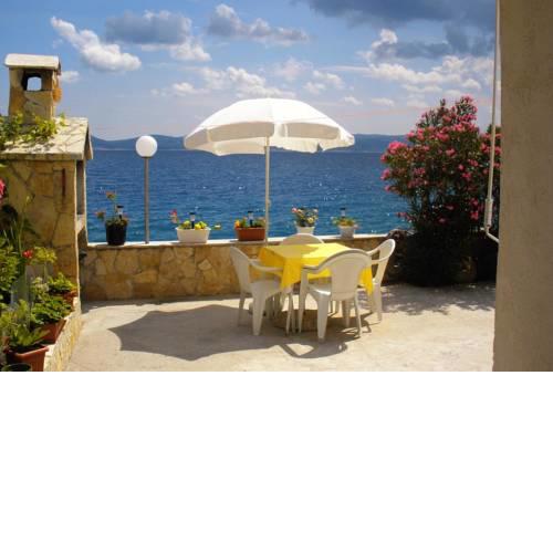 Apartments by the sea Pisak, Omis - 10410