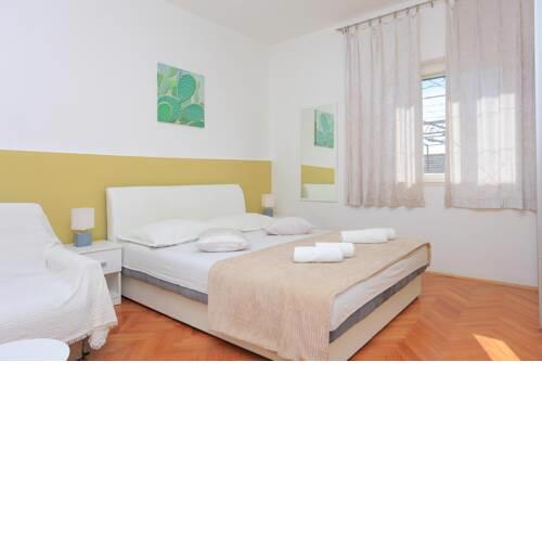 Apartments by the sea Pisak, Omis - 18141