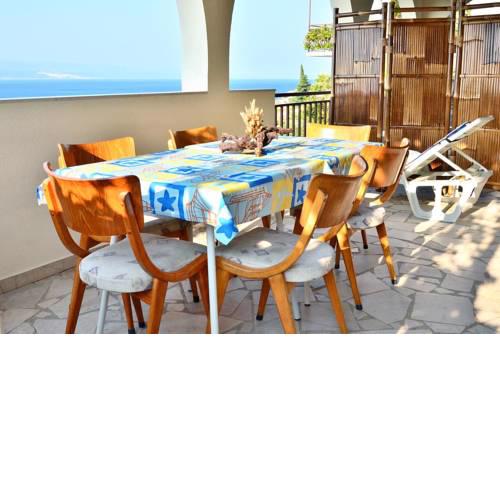 Apartments by the sea Pisak, Omis - 658