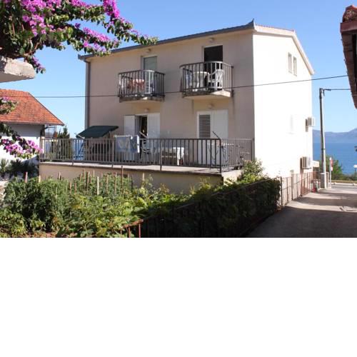 Apartments by the sea Podaca, Makarska - 6752