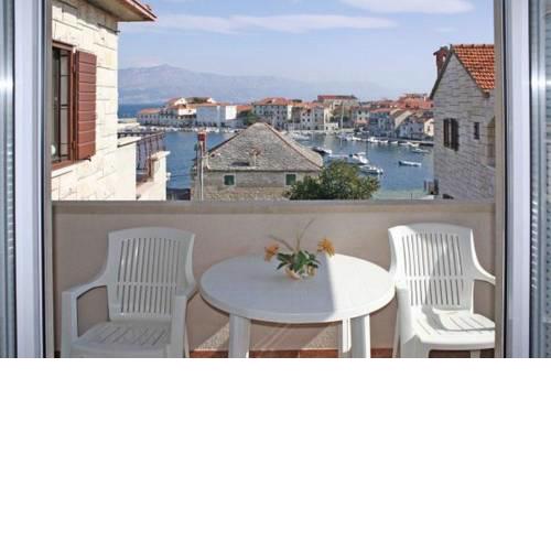 Apartments by the sea Postira, Brac - 14902